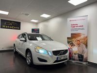 Begagnad Volvo V60 Momentum 163 HK (119 kW) 2011 Vit Kombi