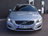 begagnad Volvo V60 2.0T Powershift Momentum Euro 5