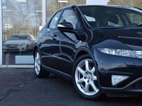 Begagnad Honda Civic Executive 140 HK (102 kW) 2007 Svart Halvkombi