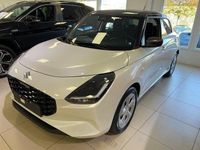 Ny Suzuki Swift 83 HK (61 kW) 2025 Vit med mörkt tak Halvkombi