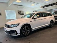 Begagnad VW Passat GTE 218 HK (160 kW) 2021 Vit Kombi
