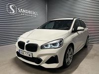 Begagnad BMW 225 Active Tourer M Sport 220 HK (161 kW) 2019 Vit Minibuss