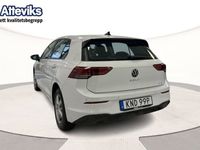 begagnad VW Golf VIII Volkswagen Golf 1.0 eTSI DSG Värmare Sekventiell, 110hk, 2022
