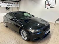 Begagnad BMW 325 Comfort Edition 218 HK (160 kW) 2007 Svart Sportkupé