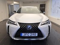 begagnad Lexus UX 250h Comfort Teknikpaket, Vinterhjul