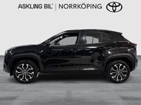 Begagnad Toyota Yaris Cross Active 92 HK (67 kW) 2022 Svart SUV