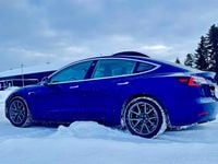 Begagnad Tesla Model 3 Long Range AWD 323 kW (440 HK) 2019 Sedan