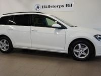 Begagnad VW Golf VII 110 HK (80 kW) 2018 Vit Kombi
