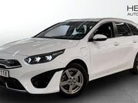 Begagnad Kia Ceed Advance 141 HK (103 kW) 2022 Vit Halvkombi