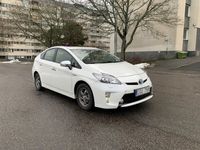 begagnad Toyota Prius Hybrid CVT EXECUTIVE 4600 MIL 136hk