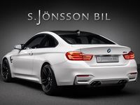 Begagnad BMW M4 431 HK (317 kW) 2016 Alpine white Sportkupé