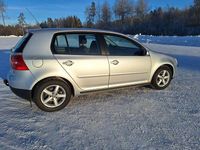 Begagnad VW Golf V 102 HK (75 kW) 2007