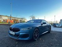 Begagnad BMW M850 Shadowline 530 HK (389 kW) 2018 Blå Sportkupé
