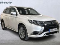 begagnad Mitsubishi Outlander P-HEV CVT Business Nav Safety Dragkrok 2020 Vit