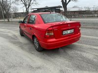 begagnad Opel Astra Sedan 1.6