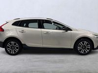 Begagnad Volvo V40 Business Edition 120 HK (88 kW) 2016 Ljusbrun Halvkombi