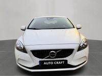 Begagnad Volvo V40 Kinetic 120 HK (88 kW) 2017 Vit Kombi