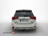 Begagnad Mitsubishi Outlander P-HEV 135 HK (99 kW) 2019 Vit SUV