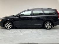 Begagnad Volvo V70 Kinetic 180 HK (132 kW) 2014 Svart Kombi
