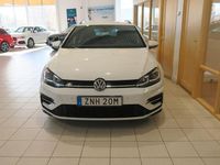 Begagnad VW Golf VII R-line 150 HK (110 kW) 2019 Vit Kombi