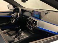 begagnad BMW 520 d xDrive Touring Steptronic M Sport PANO / SKINN