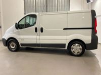 begagnad Renault Trafic Skåpbil 2.9t 2.0 dCi Quickshift 114hk