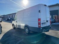 begagnad Iveco Daily 35S13 Van 2.3 Multijet II AGile Euro 5