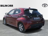 begagnad Toyota Yaris 1,5 HYBRID 5D ACTIVE KOMFORTPAKET | MV | VHJUL