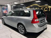 Begagnad Volvo V70 Ocean Race 166 HK (122 kW) 2012 Silver Kombi