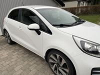 begagnad Kia Rio CVVT 84hk Special Edt Kamera Navi Rattvärme