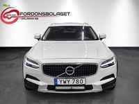 Begagnad Volvo V90 CC Momentum 190 HK (139 kW) 2018 Vit Kombi