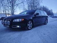 Begagnad Volvo V70 175 HK (128 kW) 2010 Svart Kombi
