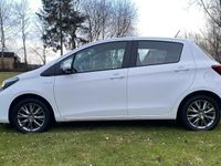 begagnad Toyota Yaris Hybrid e-CVT Euro 6