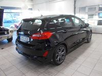 Begagnad Ford Fiesta 2018 Svart