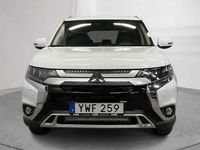 begagnad Mitsubishi Outlander 2.0 4WD