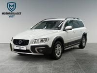 Begagnad Volvo XC70 Momentum 181 HK (133 kW) 2015 Vit Kombi