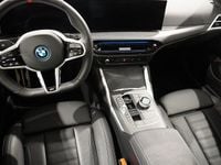 Begagnad BMW i4 Comfort Edition 442 kW (601 HK) 2025 Grå Sedan