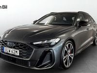Begagnad Audi A5 S-Line 367 HK (269 kW) 2025 Daytonagrå pärleffekt Sportkupé