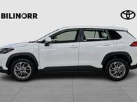 Begagnad Toyota Corolla Cross Active 141 HK (103 kW) 2023 Vit SUV