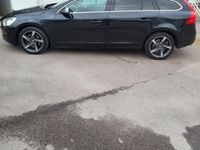 begagnad Volvo V60 D4 AWD Geartronic Momentum Euro 5