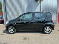 Begagnad Subaru Justy 69 HK (50 kW) 2007 Svart Halvkombi