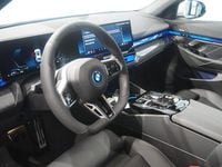 Begagnad BMW 530e Shadowline 2026 Vit Kombi