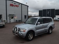 begagnad Mitsubishi Pajero 3.2 Di-D 160 hk 4WD Nybesiktigad 7-sitsig