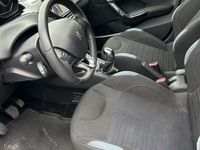 begagnad Peugeot 208 Limited Edition 5-dörrar 1.2 VTi Euro