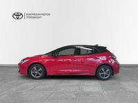 Begagnad Toyota Corolla Hybrid 2021 Röd