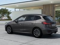 begagnad BMW 220 Active Tourer 225 e xDrive M Sport Navi Keyless Adaptiv-Led Drag 2024, Minibuss