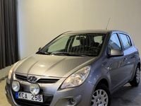Begagnad Hyundai i20 Select 78 HK (57 kW) 2012 Grå Halvkombi