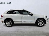 begagnad VW Touareg 3.0 V6 TDI SCR 4Motion Drag P-värm Navi