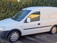 Begagnad Opel Combo 94 HK (69 kW) 2009 Van
