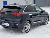 Begagnad Kia e-Niro Advance 150 kW (204 HK) 2021 Blå SUV